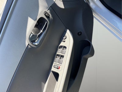 2011 Chevrolet Malibu LS w/1FL
