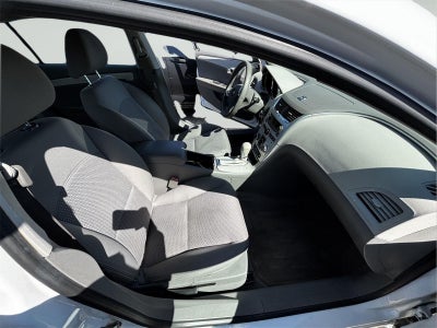 2011 Chevrolet Malibu LS w/1FL