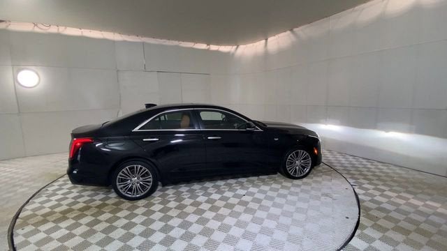 2023 Cadillac CT4 Premium Luxury