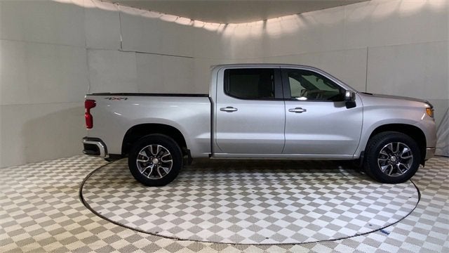 2022 Chevrolet Silverado 1500 LT (2FL)