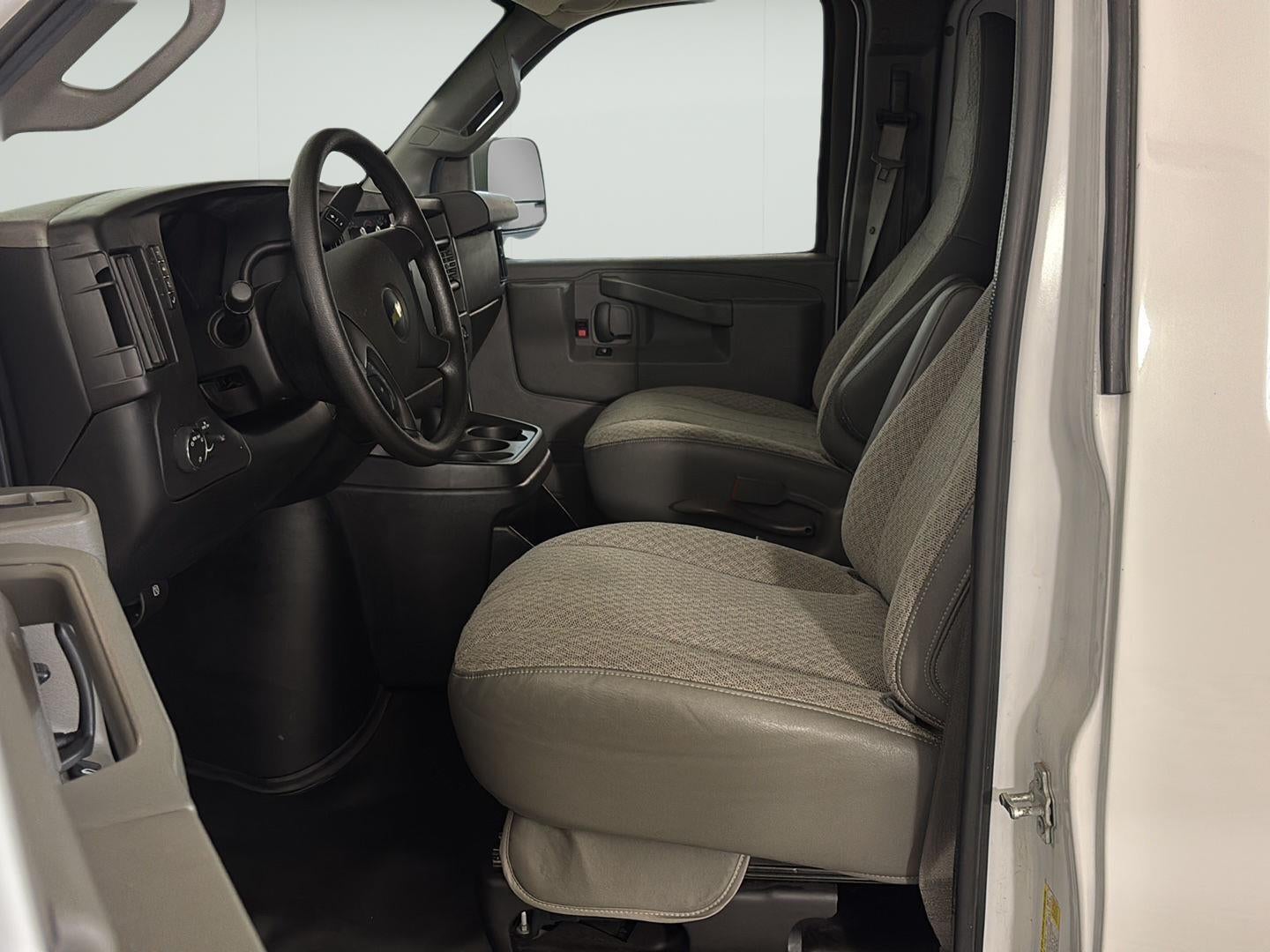 2016 Chevrolet Express Cargo 2500 RWD 2500 135"