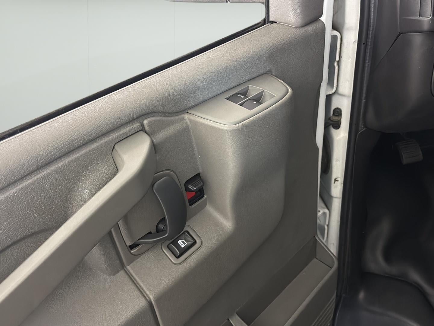 2016 Chevrolet Express Cargo 2500 RWD 2500 135"