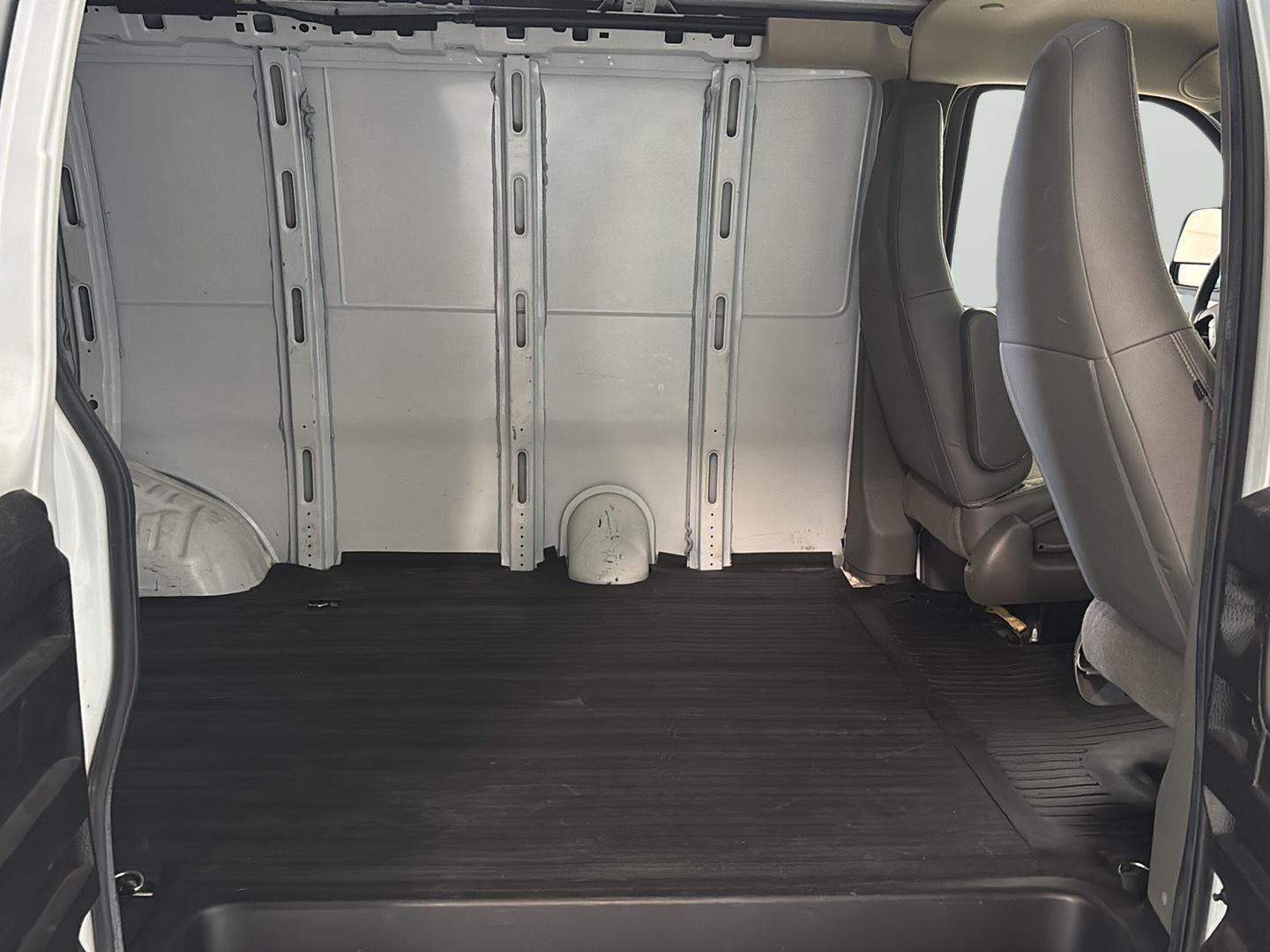 2016 Chevrolet Express Cargo 2500 RWD 2500 135"