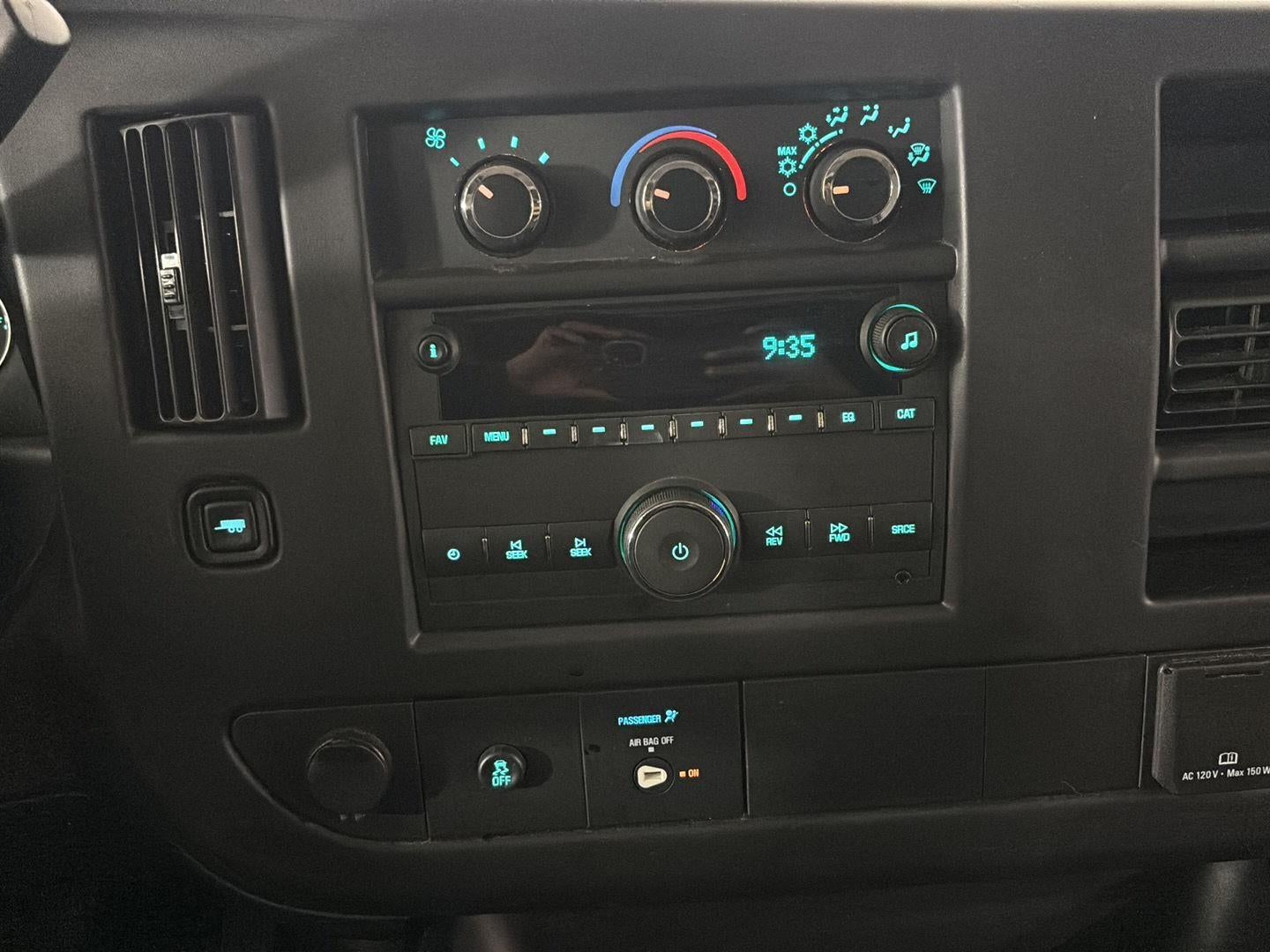 2016 Chevrolet Express Cargo 2500 RWD 2500 135"
