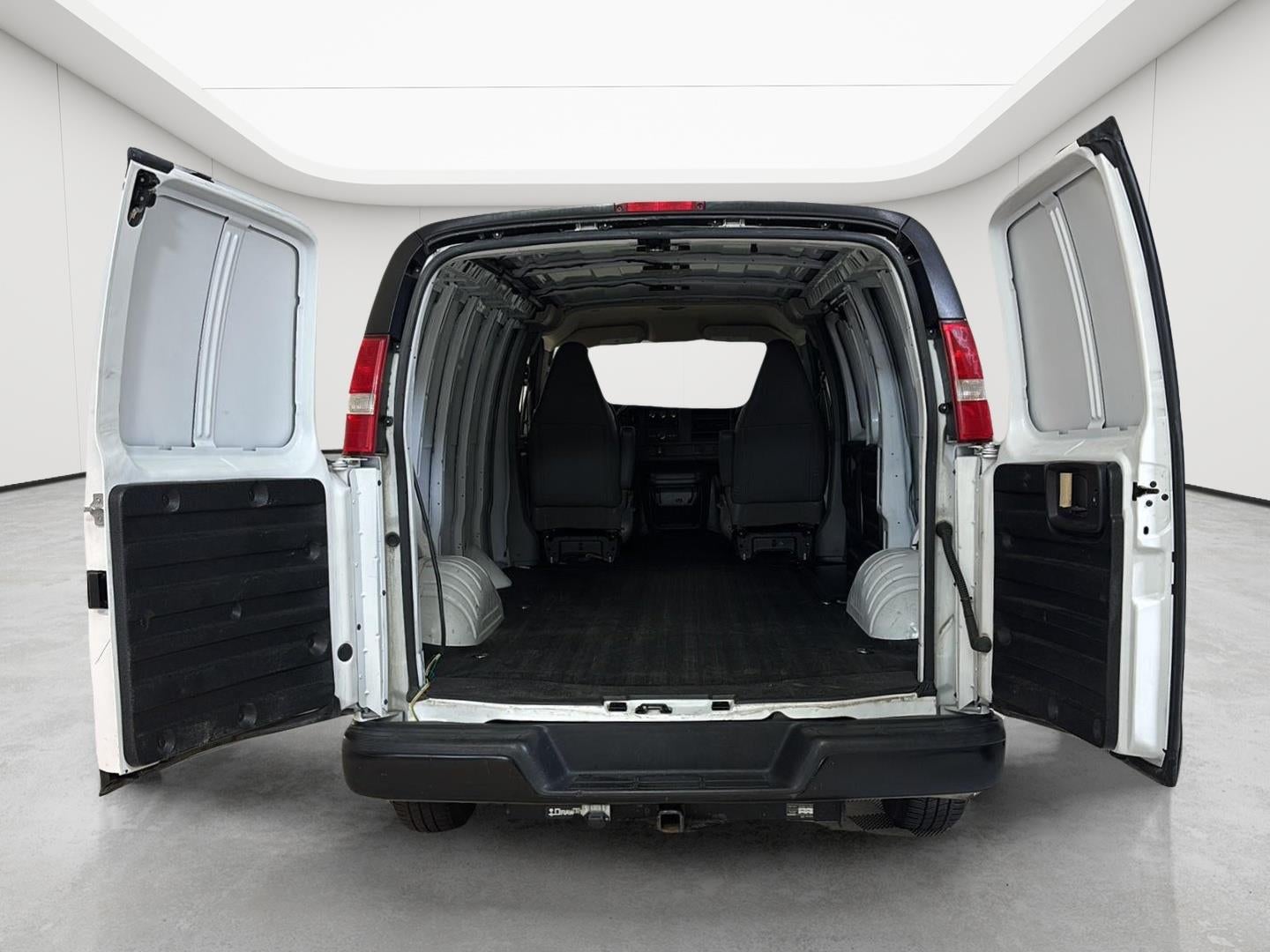 2016 Chevrolet Express Cargo 2500 RWD 2500 135"