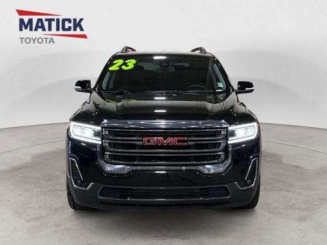 2023 GMC Acadia AT4
