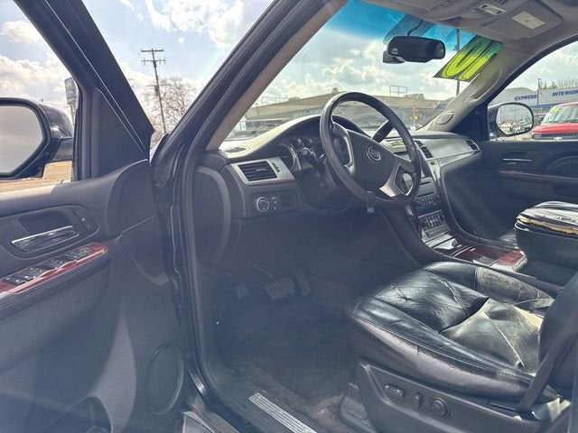 2010 Cadillac Escalade Luxury