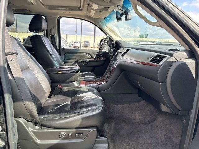 2010 Cadillac Escalade Luxury