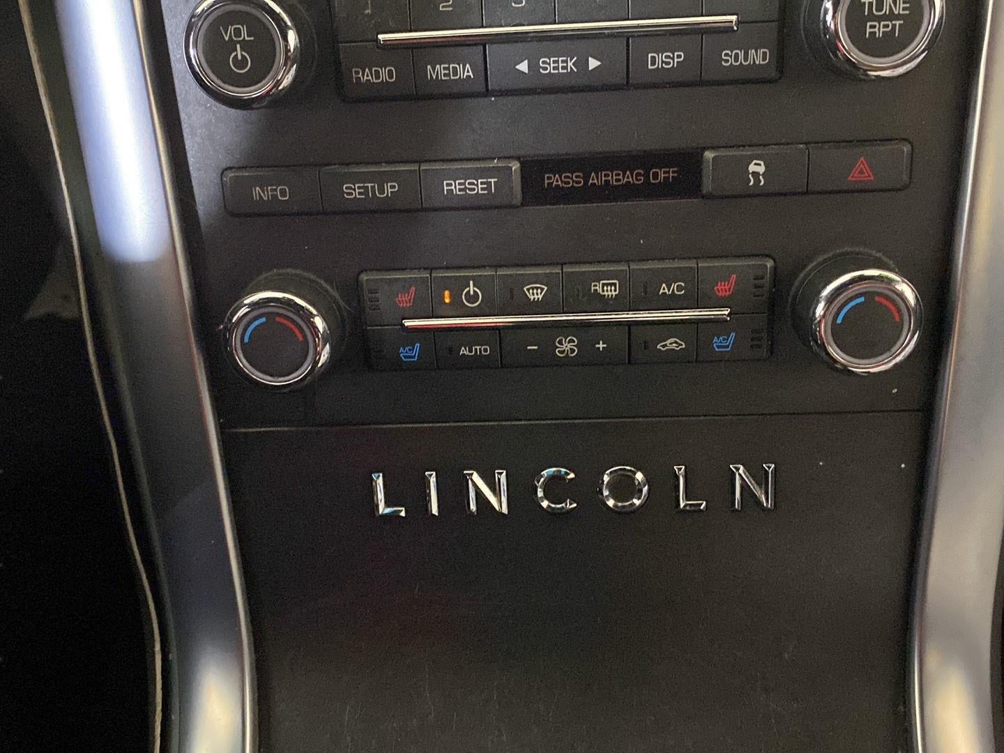 2009 Lincoln MKS AWD