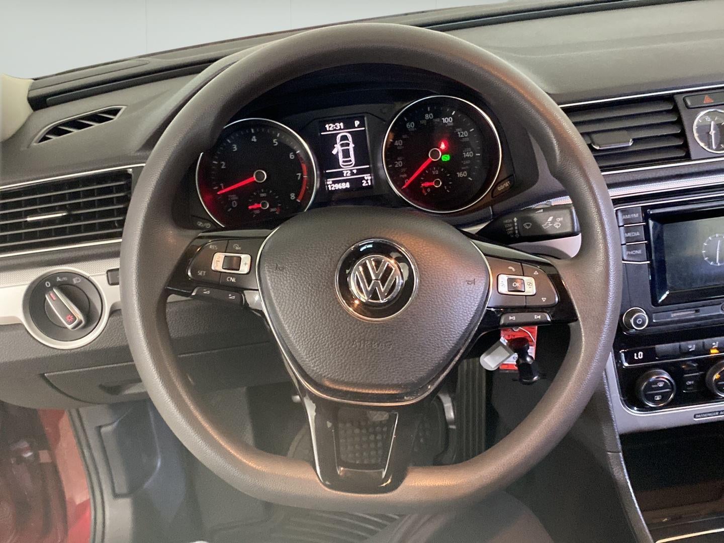 2016 Volkswagen Passat 1.8T S