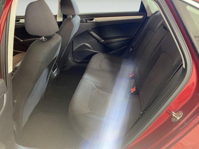 2016 Volkswagen Passat 1.8T S