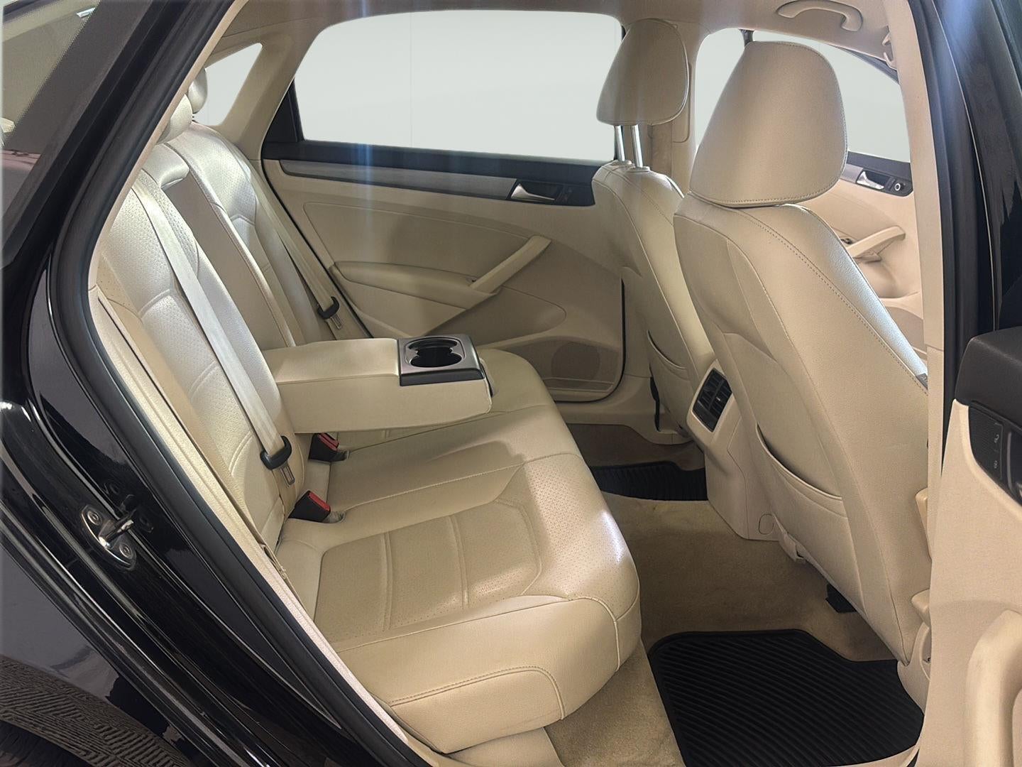 2014 Volkswagen Passat 2.5L SE