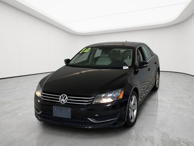 2014 Volkswagen Passat 2.5L SE