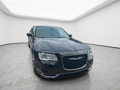 2016 Chrysler 300 Limited