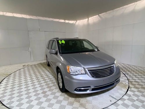 2014 Chrysler Town & Country Touring