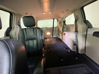 2014 Chrysler Town & Country Touring