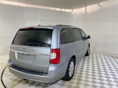 2014 Chrysler Town & Country Touring