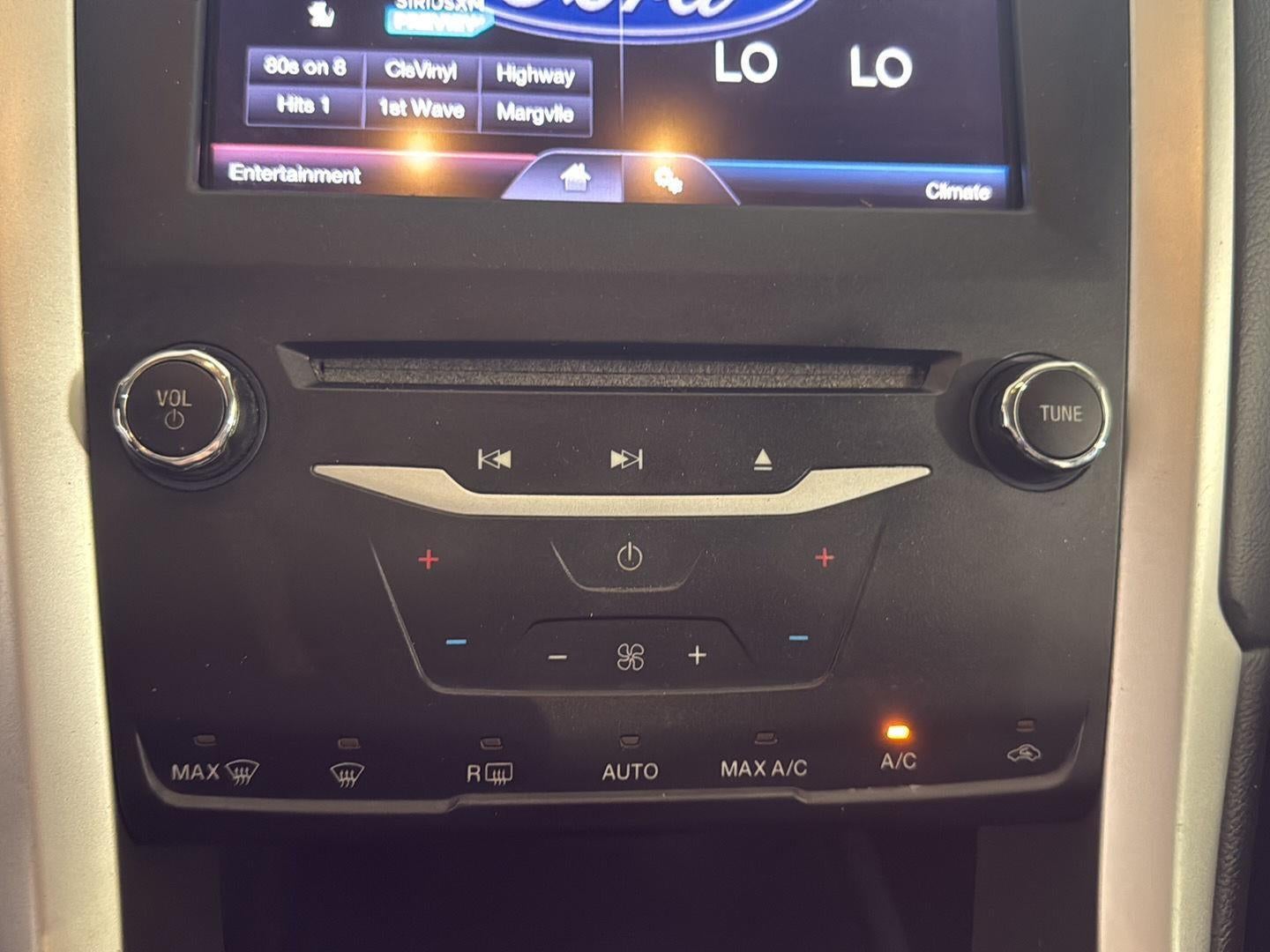 2013 Ford Fusion SE