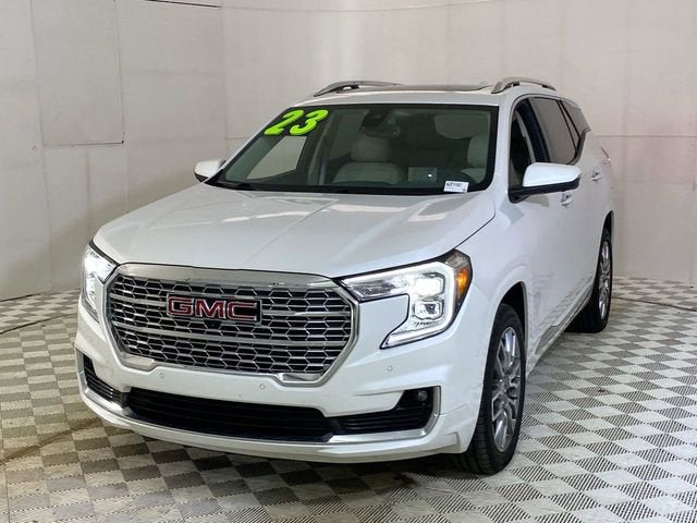 2023 GMC Terrain Denali