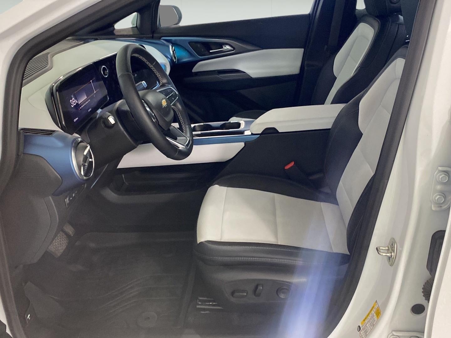 2024 Chevrolet Equinox EV 2LT