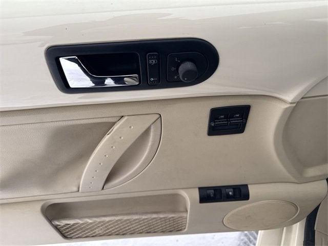 2008 Volkswagen New Beetle Coupe S