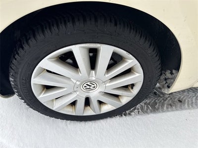 2008 Volkswagen New Beetle Coupe S