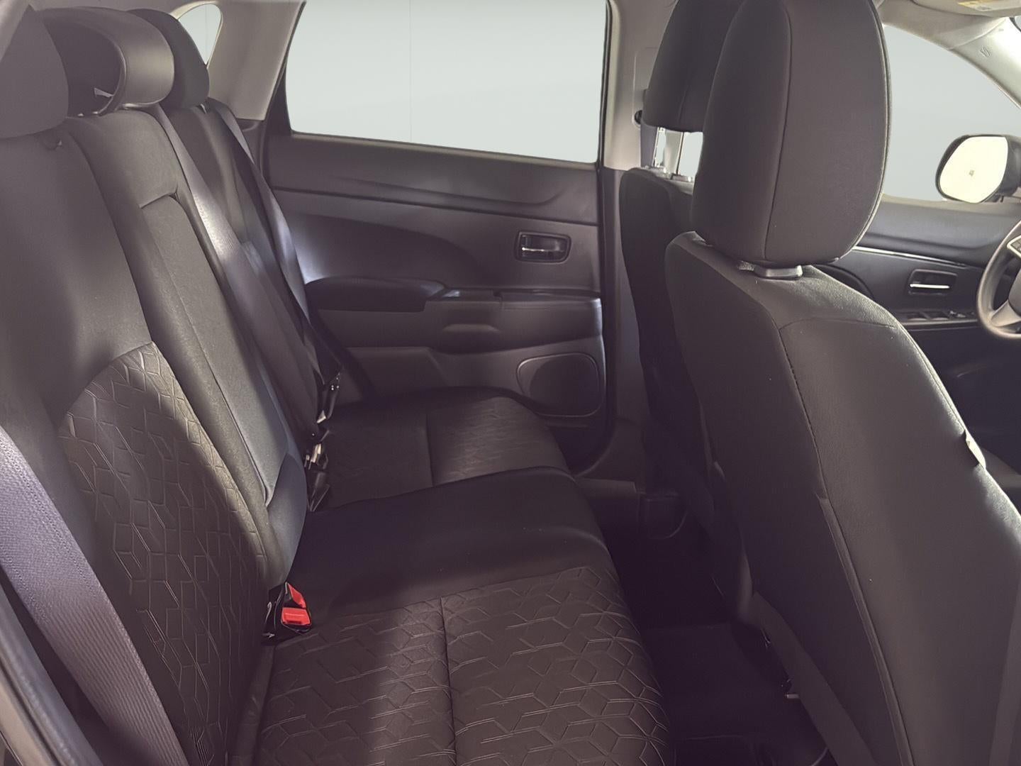 2023 Mitsubishi Outlander Sport ES