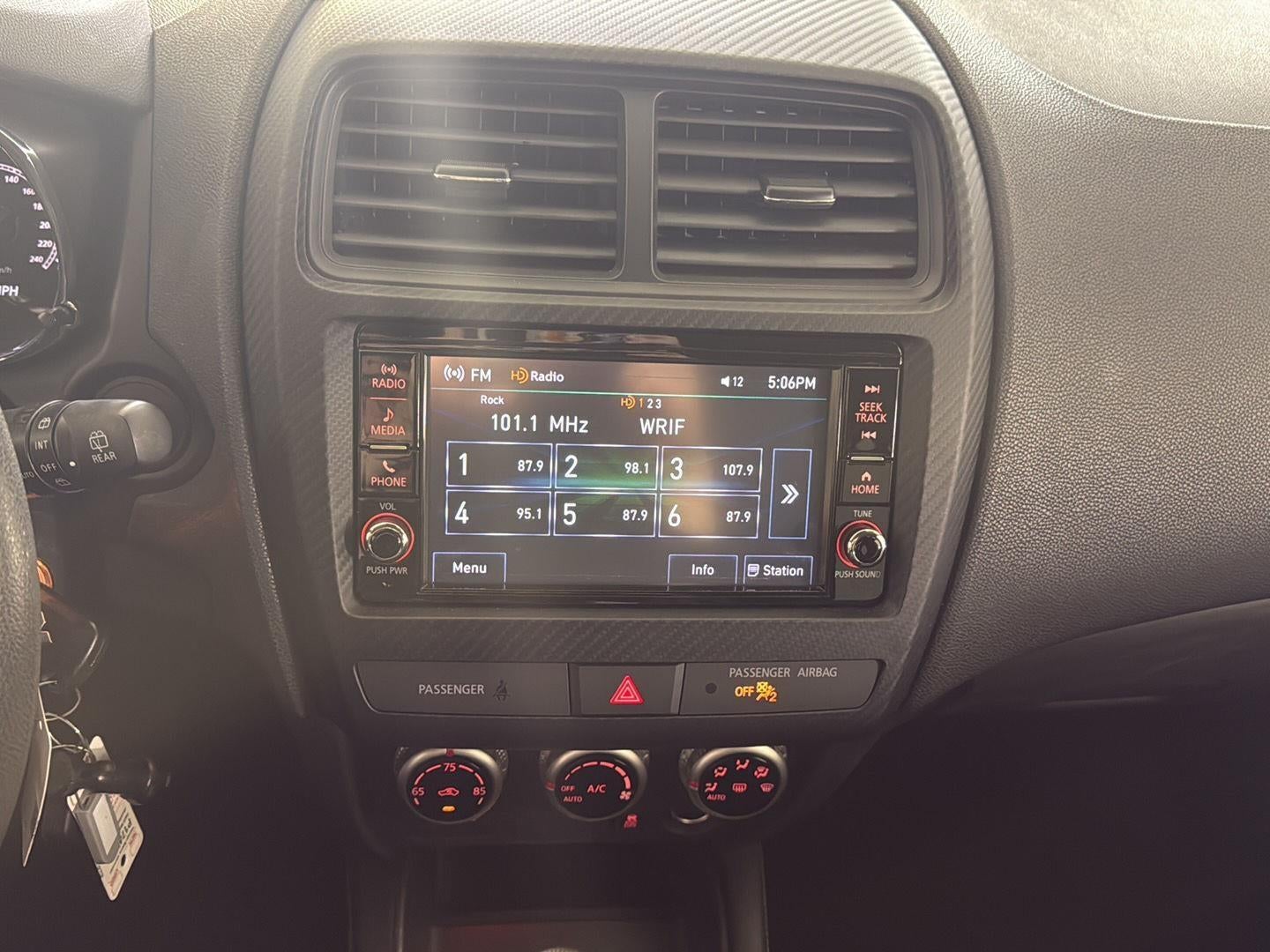 2023 Mitsubishi Outlander Sport ES