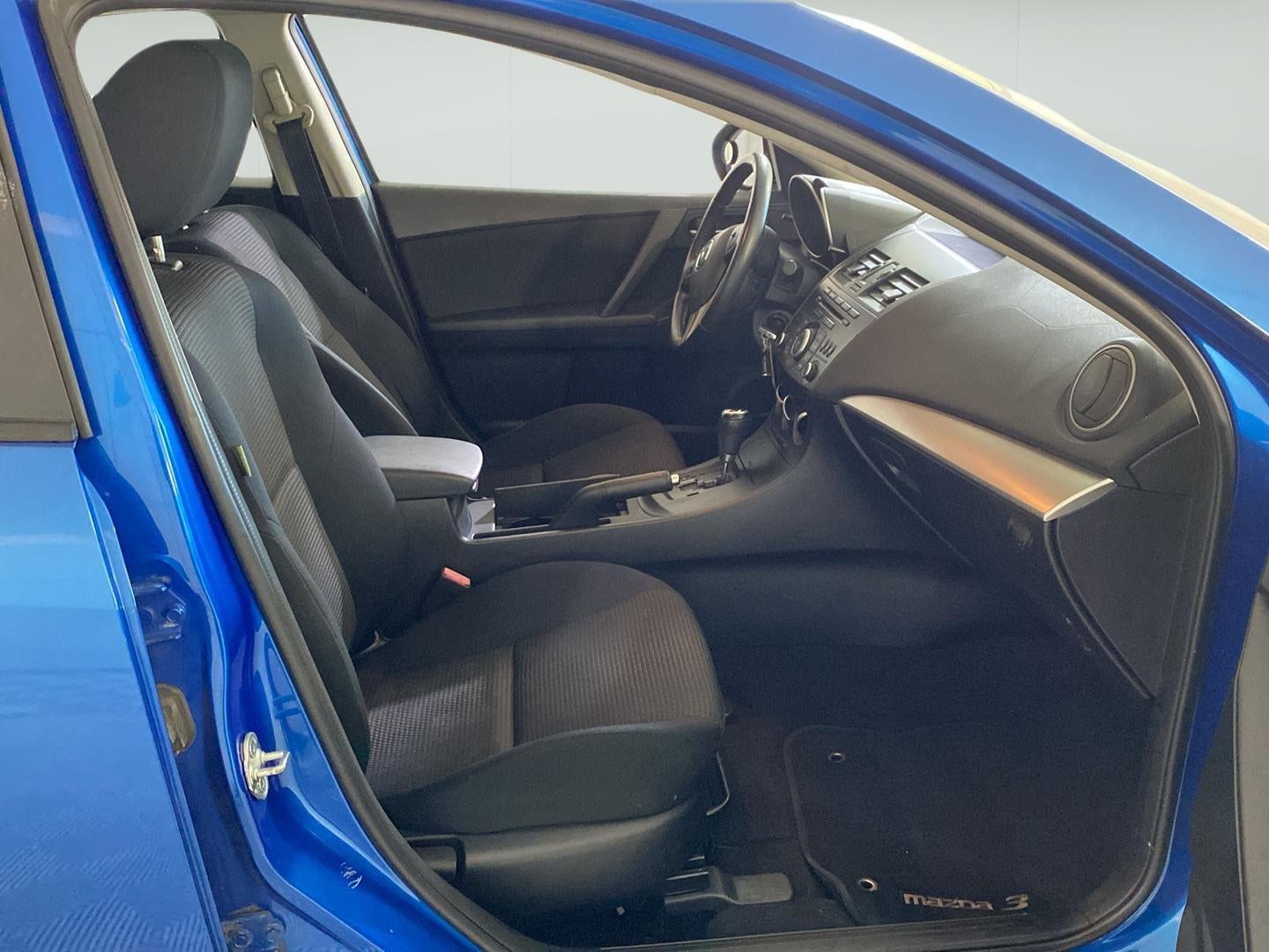 2012 Mazda Mazda3 Hatchback i Touring