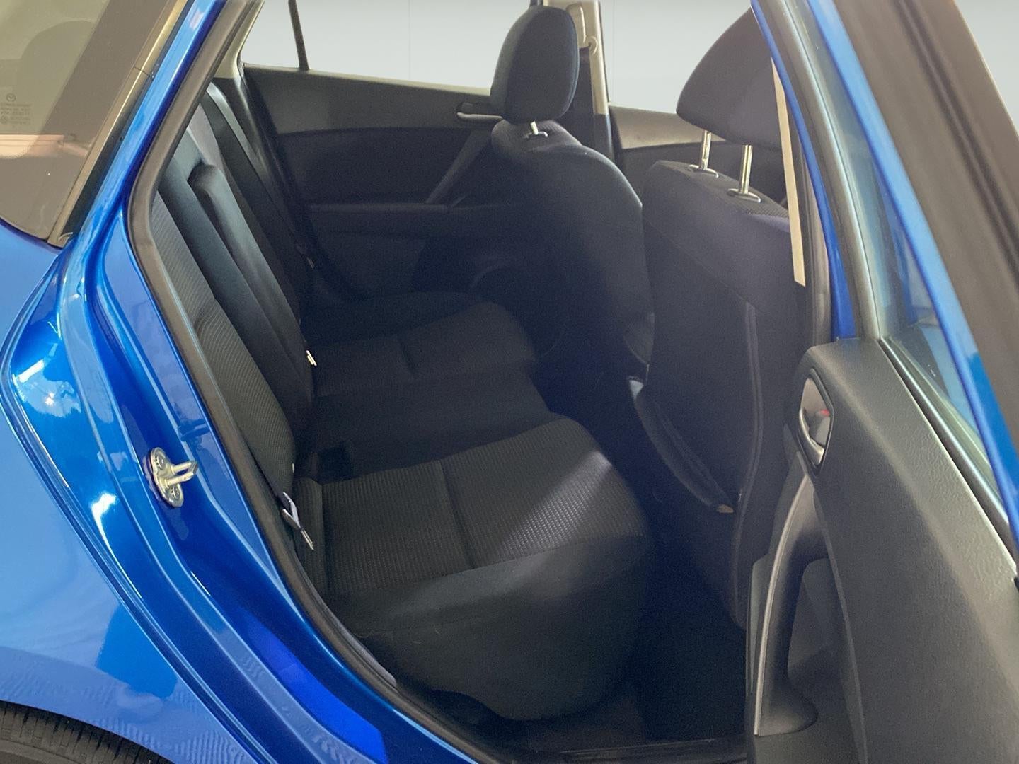 2012 Mazda Mazda3 Hatchback i Touring
