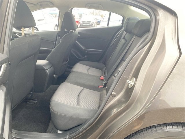 2016 Mazda Mazda3 i Sport