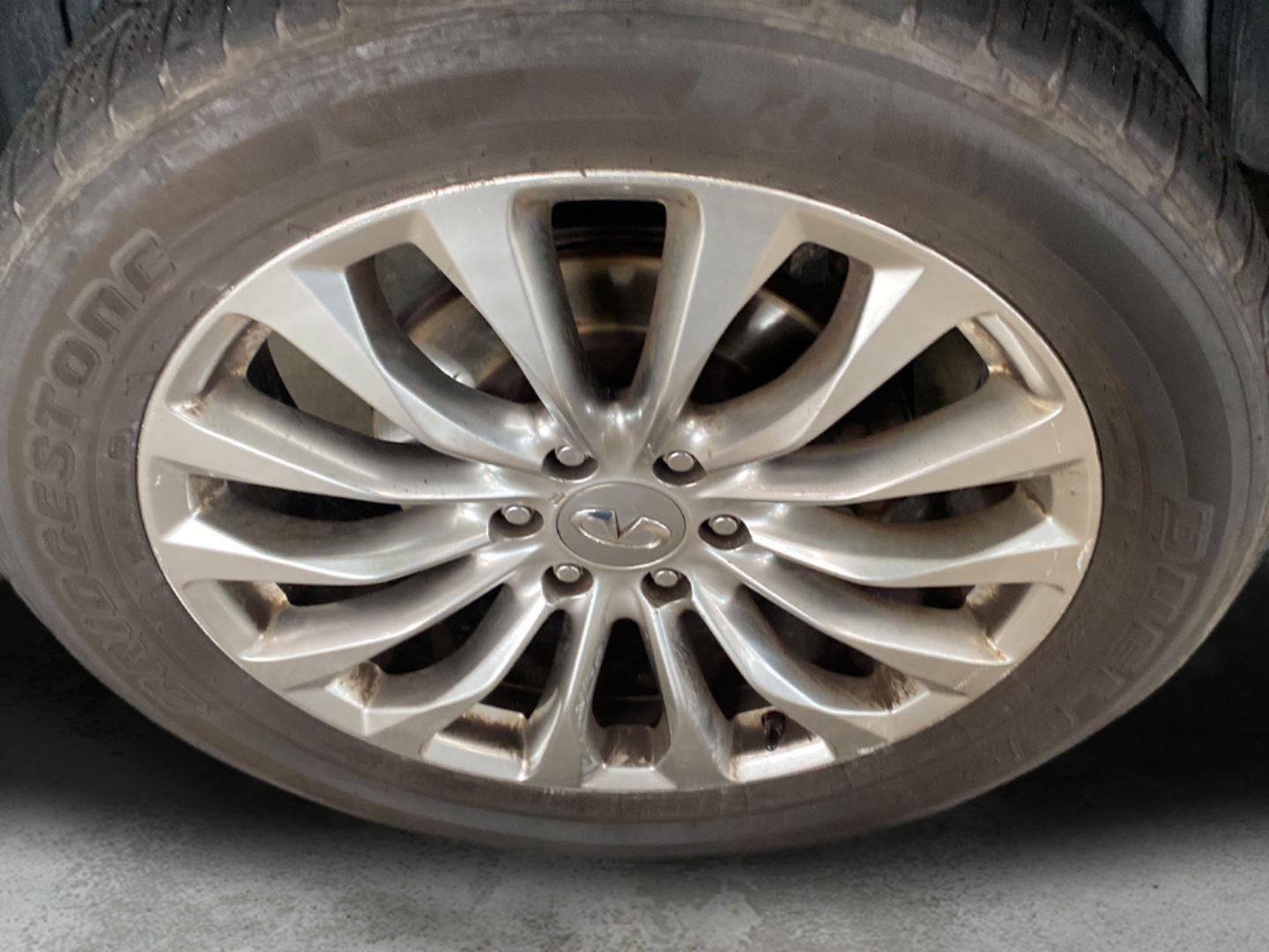 2016 INFINITI QX80 4WD 4dr