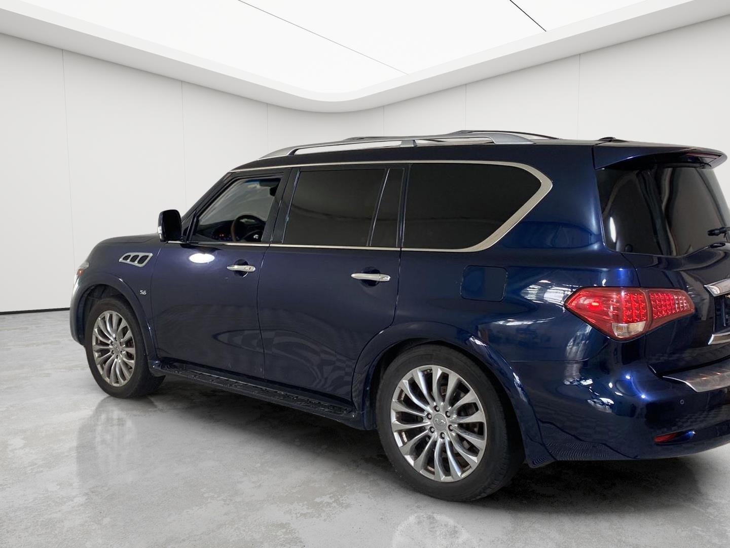 2016 INFINITI QX80 4WD 4dr