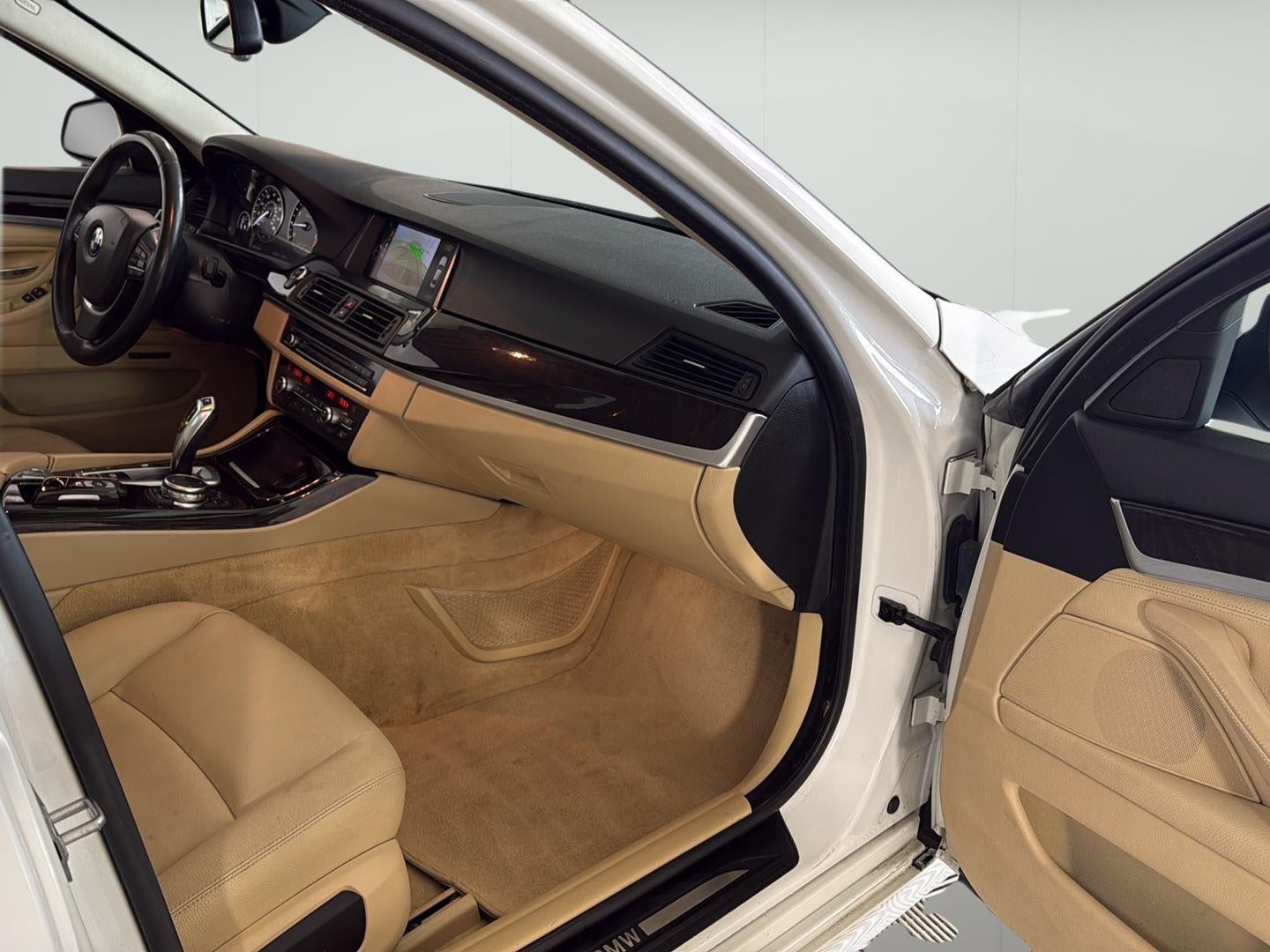 2015 BMW 5 Series 528i xDrive