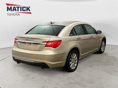 2014 Chrysler 200 Limited