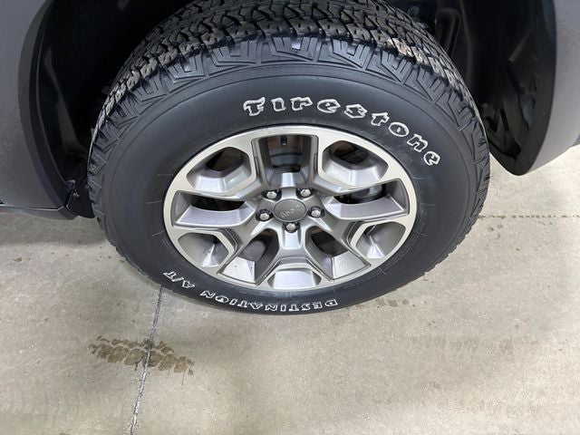 2020 Jeep Cherokee Trailhawk