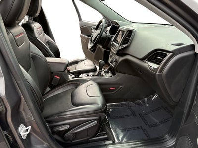 2020 Jeep Cherokee Trailhawk