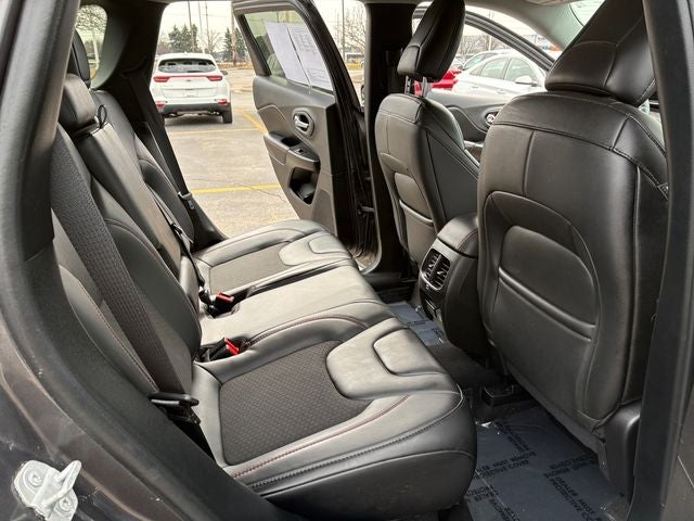 2020 Jeep Cherokee Trailhawk