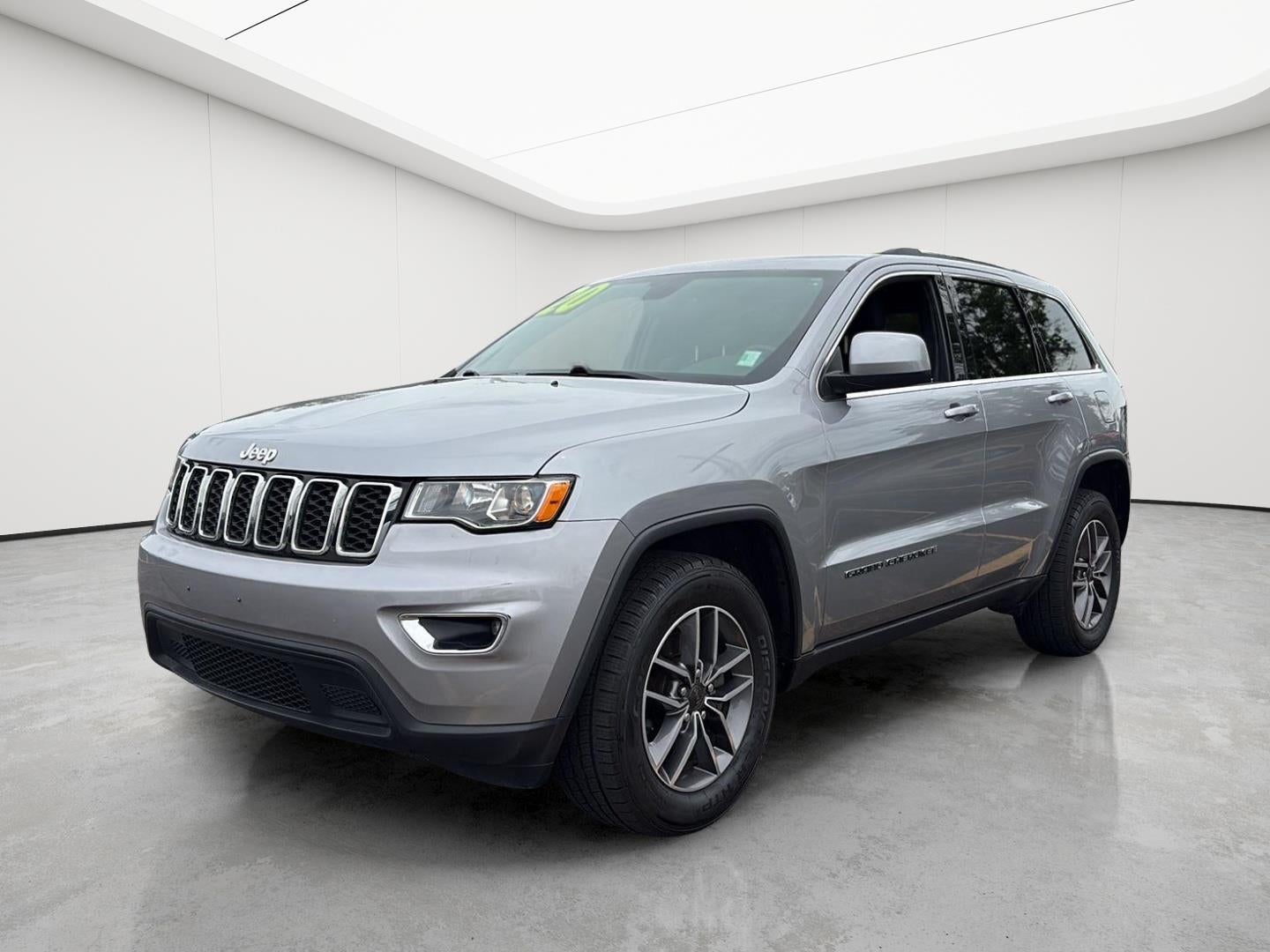2020 Jeep Grand Cherokee Laredo E