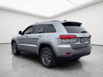 2020 Jeep Grand Cherokee Laredo E