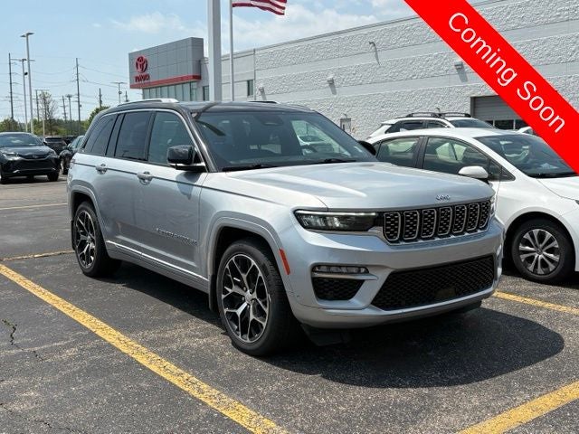 2022 Jeep Grand Cherokee Summit Reserve 4xe 4x4's photo