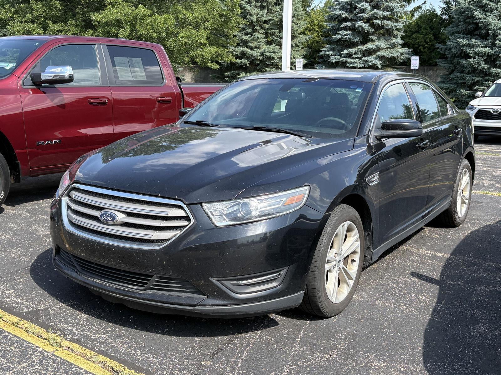 2016 Ford Taurus SEL