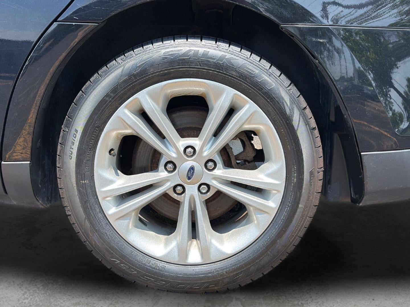2016 Ford Taurus SEL