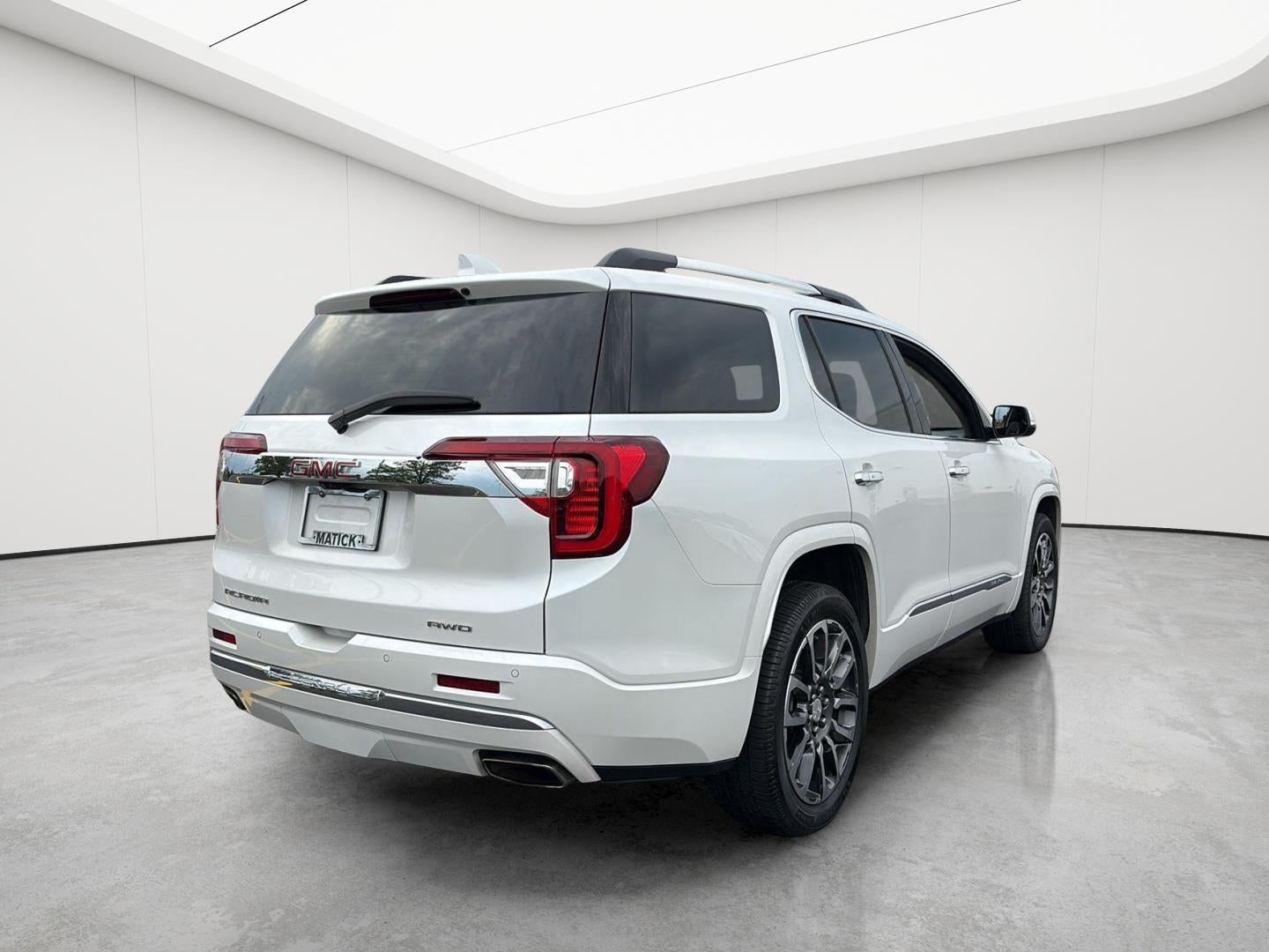2020 GMC Acadia Denali