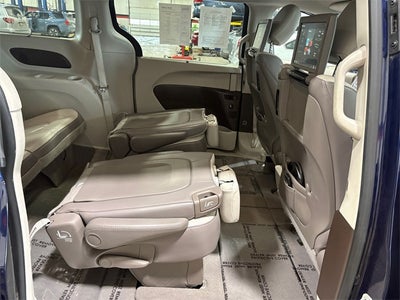 2017 Chrysler Pacifica Touring L Plus