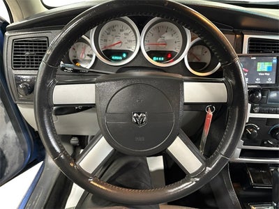 2007 Dodge Magnum Base