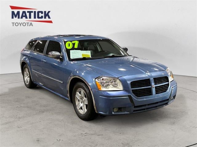 2007 Dodge Magnum Base