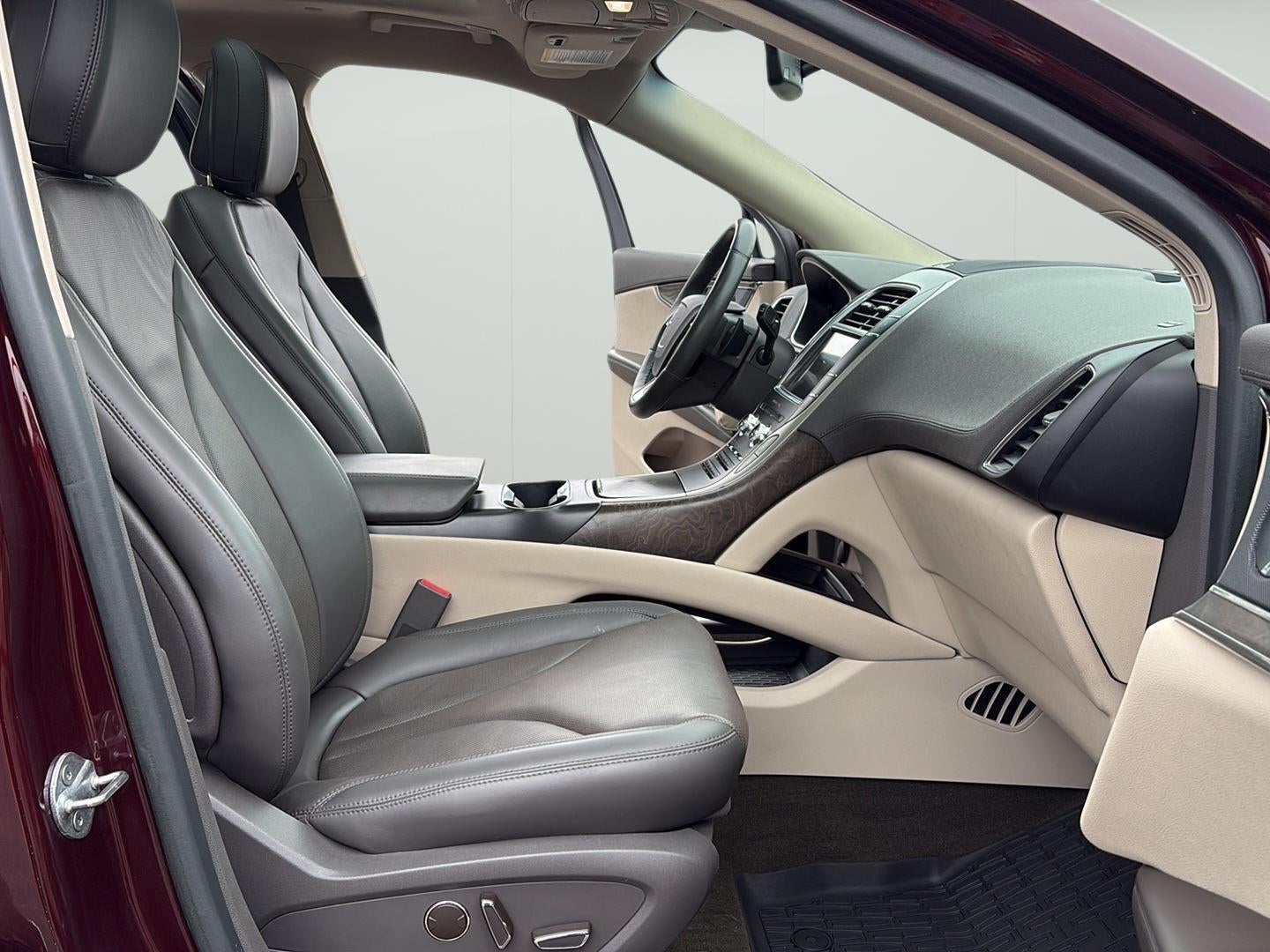 2020 Lincoln Nautilus Reserve