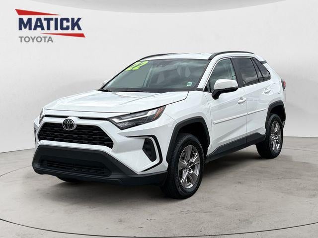 2022 Toyota RAV4 XLE