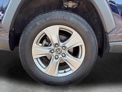 2025 Toyota RAV4 XLE AWD
